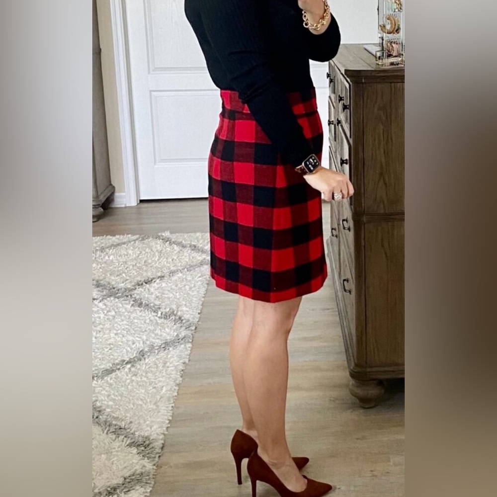 J Crew Buffalo Plaid Wool Skirt - Picture 2 of 12